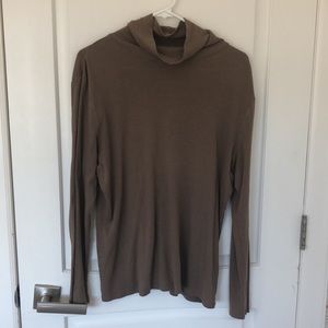 Brown Eddie Bauer long sleeve shirt size L